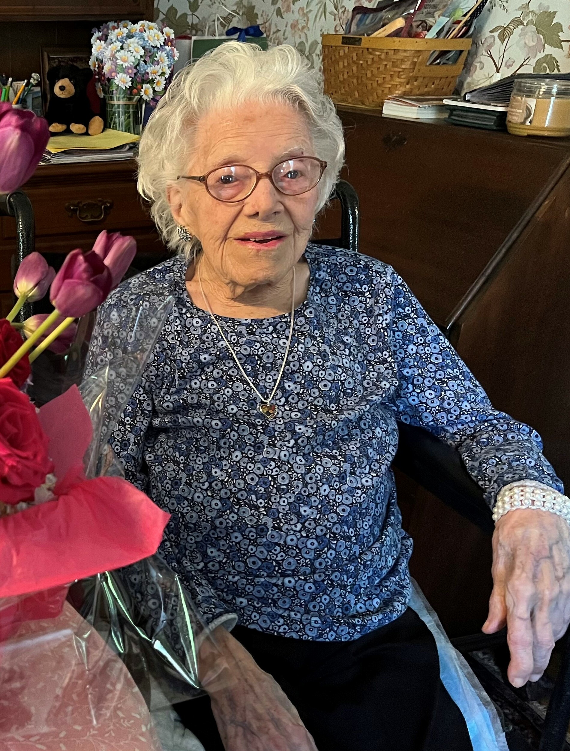 Lois E. Reynolds